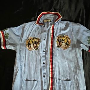 Gucci tiger short sleeve shirt used